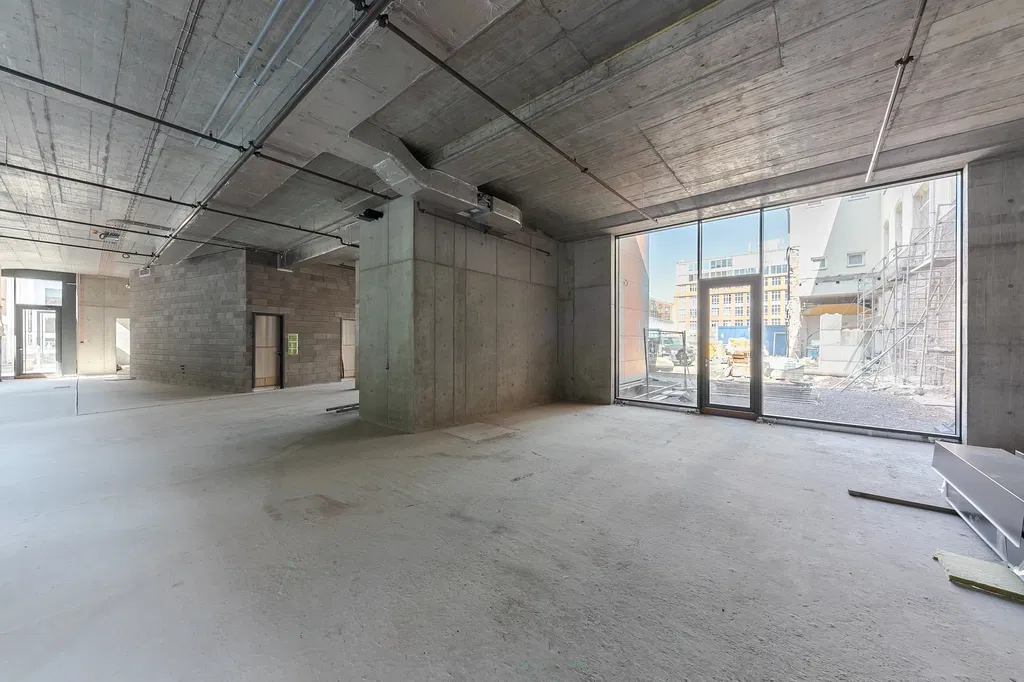 Pernerova, Karlín - Prague 8 | Rent, Office building