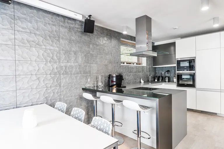 Otovická, Horní Počernice - Prague 9 | Sale, House, Three-bedroom (4+kk), 120 m²