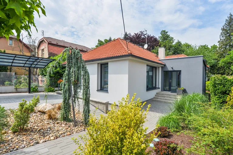 Otovická, Horní Počernice - Prague 9 | Sale, House, Three-bedroom (4+kk), 120 m²