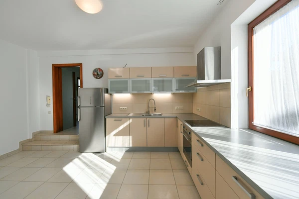 Nebušická, Nebušice - Prague 6 | Rent, House, Six-bedroom (7+1), 450 m²