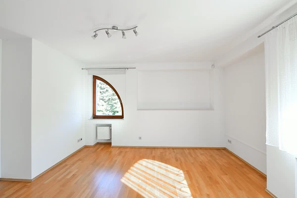 Nebušická, Nebušice - Prague 6 | Rent, House, Six-bedroom (7+1), 450 m²