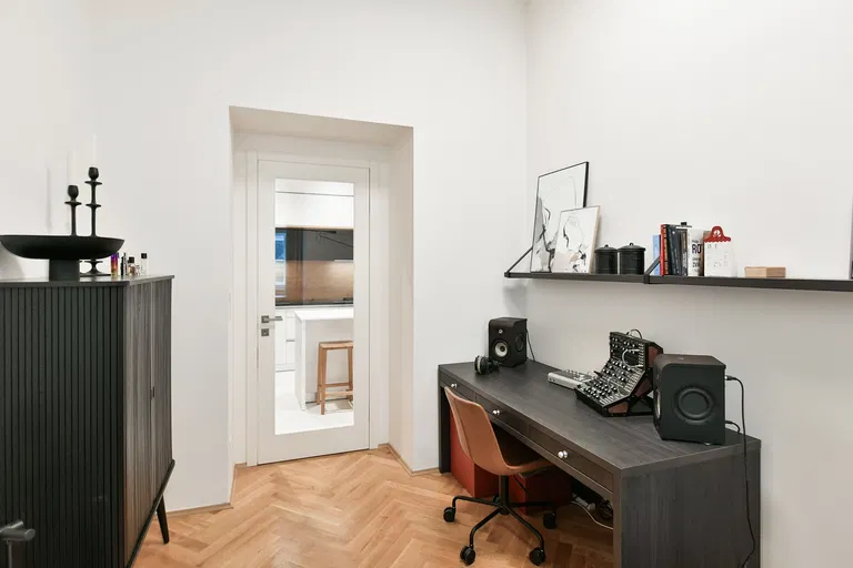 Italská, Vinohrady - Prague 2 | Rent, Apartment, One-bedroom (2+kk), 64 m²