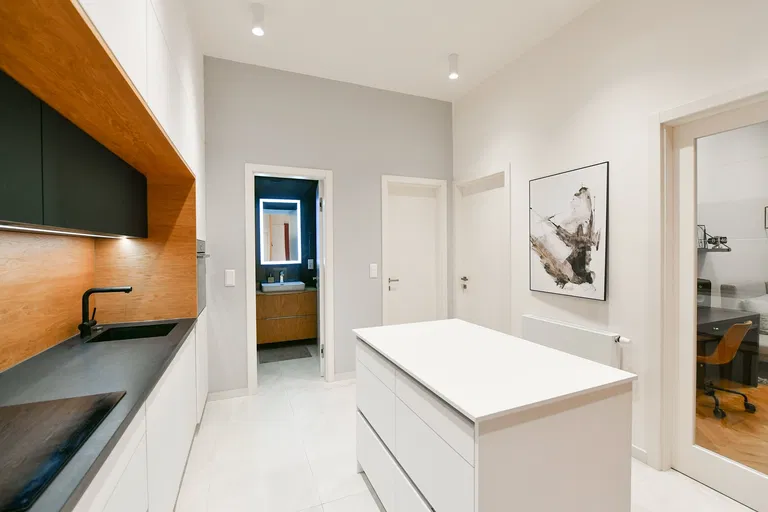 Italská, Vinohrady - Prague 2 | Rent, Apartment, One-bedroom (2+kk), 64 m²