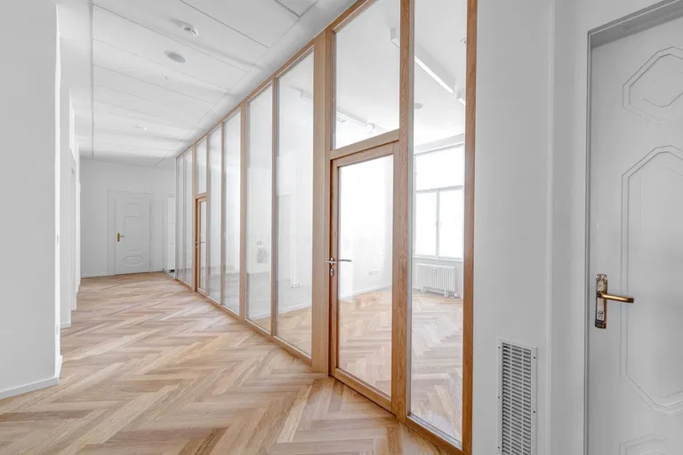 Hlavné námestie, Staré Mesto - Bratislava I | Prenájom, Kancelárie, 167 m²