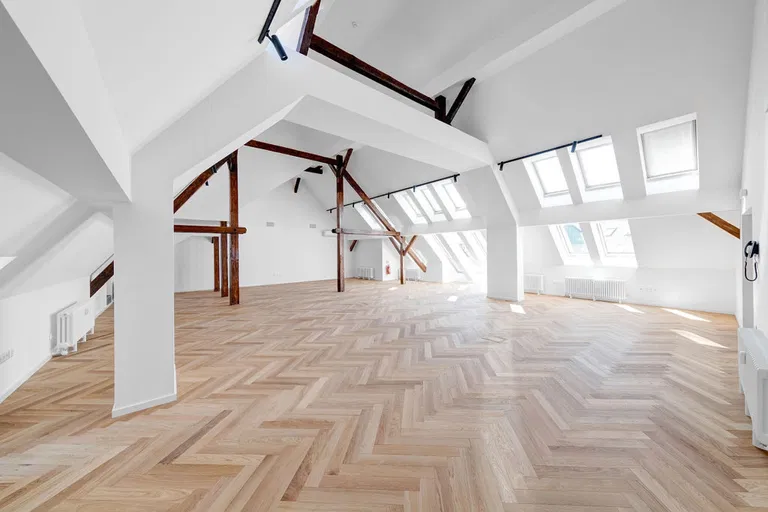 Hlavné námestie, Staré Mesto - Bratislava I | Rent, Offices, 174 m²