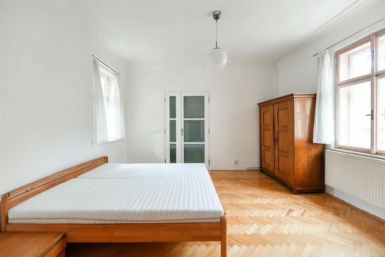 Všehrdova, Malá Strana - Prague 1 | Rent, Apartment, Two-bedroom (3+kk), 65 m²