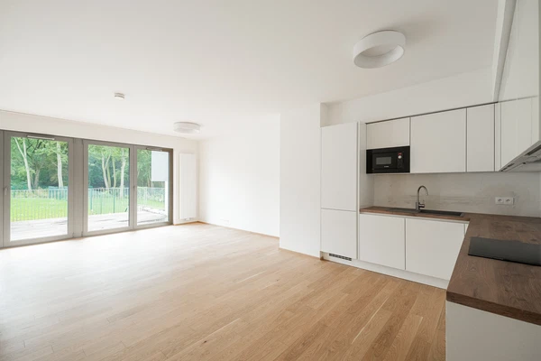 Akáciová, Smíchov - Prague 5 | Rent, House, Four-bedroom (5+kk), 197 m²