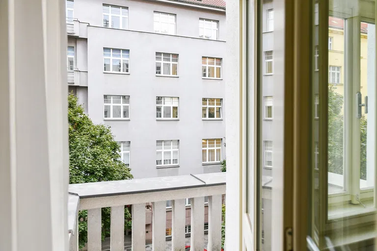 Laubova, Vinohrady - Prague 3 | Rent, Apartment, Two-bedroom (3+kk), 110 m²