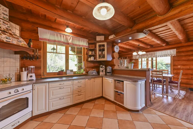 Podzámčok - Zvolen | Sale, House, Five-bedroom (6+kk), 547 m²