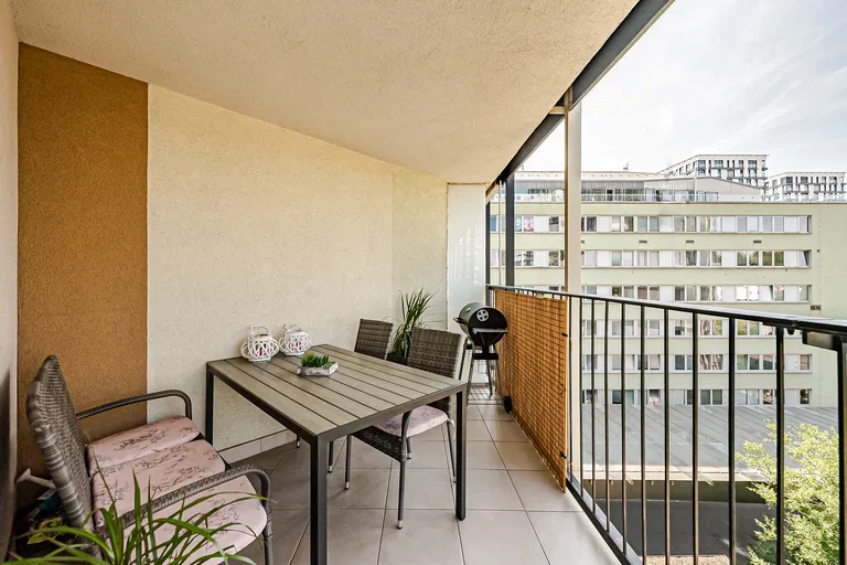 Pitterova - Praha 3 | Predaj, Byt, 1-izbový, 52 m²