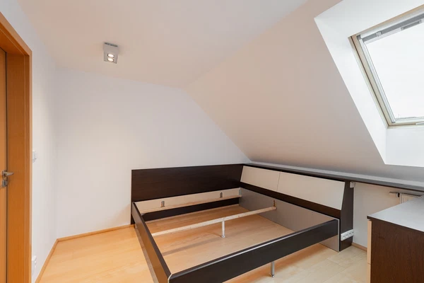 U Libeňského pivovaru, Libeň - Praha 8 | Pronájem, Byt, 2+kk, 56 m²