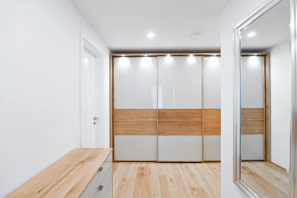 Vítězné náměstí, Bubeneč - Praha 6 | Pronájem, Byt, 2+kk, 56 m²