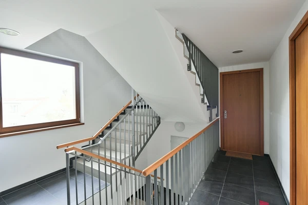 Beníškové, Košíře - Prague 5 | Rent, Apartment, Two-bedroom (3+kk), 82 m²