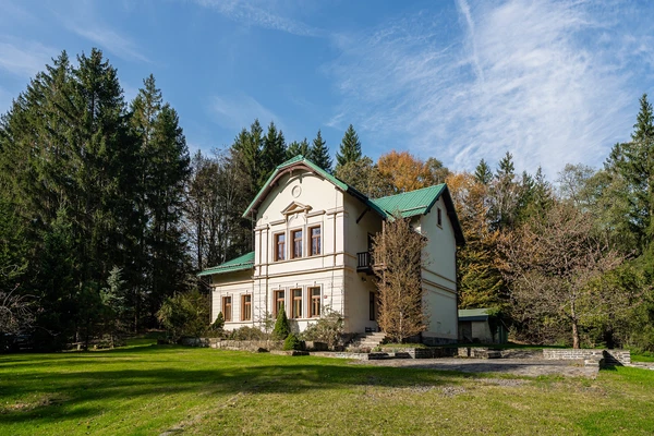 Jablonné v Podještědí - Liberec | Prodej, Rodinný dům, 7+kk, 350 m²