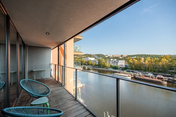 V Přístavu, Holešovice - Prague 7 | Sale, Apartment, One-bedroom (2+kk), 82 m²