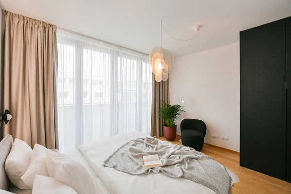 Albrightové, Smíchov - Prague 5 | Rent, Apartment, Three-bedroom (4+kk), 130 m²