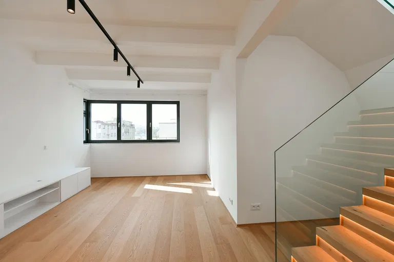 Na Hubálce, Střešovice - Prague 6 | Rent, Apartment, Four-bedroom (5+kk), 236 m²