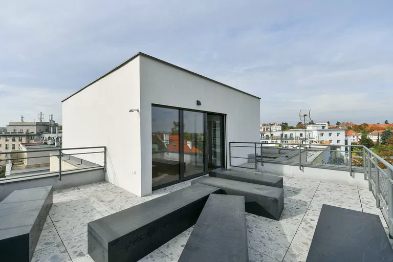 Na Hubálce, Střešovice - Prague 6 | Rent, Apartment, Four-bedroom (5+kk), 236 m²