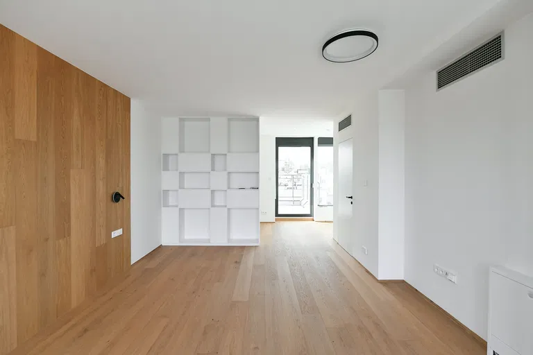 Na Hubálce, Střešovice - Prague 6 | Rent, Apartment, Four-bedroom (5+kk), 236 m²