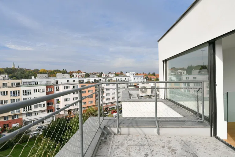 Na Hubálce, Střešovice - Prague 6 | Rent, Apartment, Four-bedroom (5+kk), 236 m²