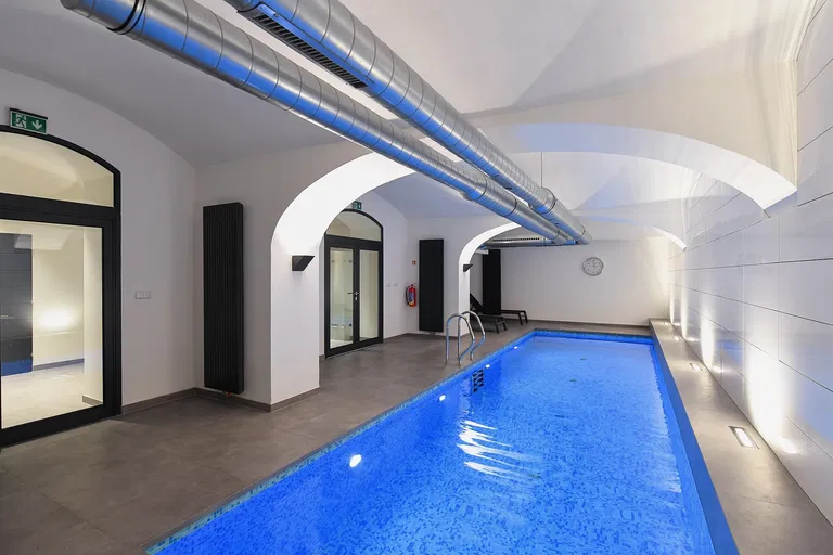 Janáčkovo nábřeží, Malá Strana - Prague 5 | Rent, Apartment, Six-bedroom (7+kk), 605 m²
