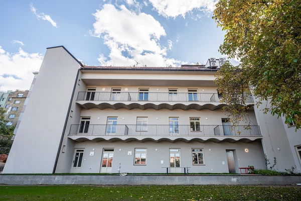 Boleslavova, Nusle - Prague 4 | Sale, Apartment, Two-bedroom (3+kk), 66 m²