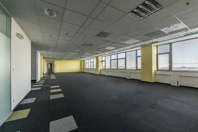 Plynárenská, Ružinov - Bratislava II | Prenájom, Administratívna budova, 2 064 m²