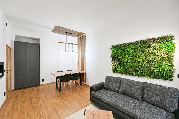 Ortenovo náměstí, Holešovice - Praha 7 | Pronájem, Byt, 2+kk, 57 m²