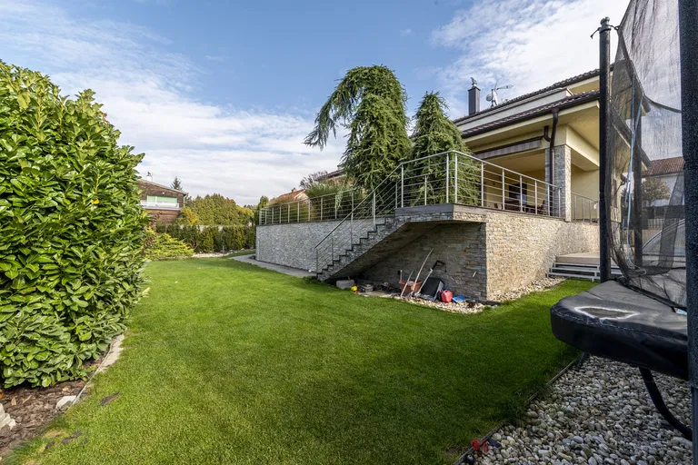 Bazová, Stupava - Malacky | Sale, House, Four-bedroom (5+kk), 357 m²