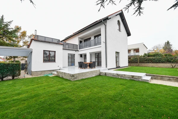 Tyrkysová, Slivenec - Prague 5 | Sale, House, Four-bedroom (5+kk), 262 m²