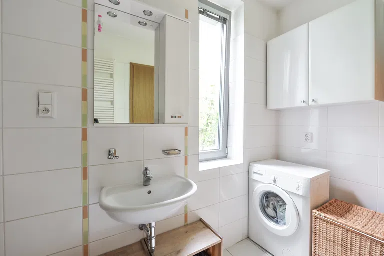 Valečovská, Prosek - Praha 9 | Pronájem, Byt, 2+kk, 81 m²