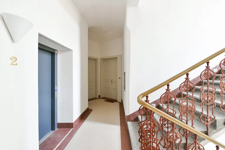 Dykova, Vinohrady - Prague 10 | Rent, Apartment, One-bedroom (2+kk), 68 m²