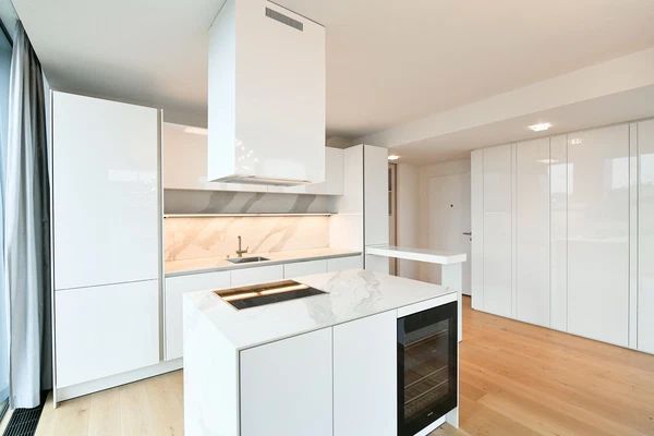 U laboratoře, Střešovice - Prague 6 | Rent, Apartment, Three-bedroom (4+kk), 129 m²