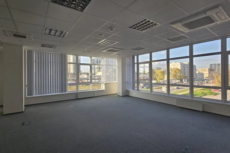 Ševčenkova, Petržalka - Bratislava V | Prenájom, Kancelárie, 1180 m²