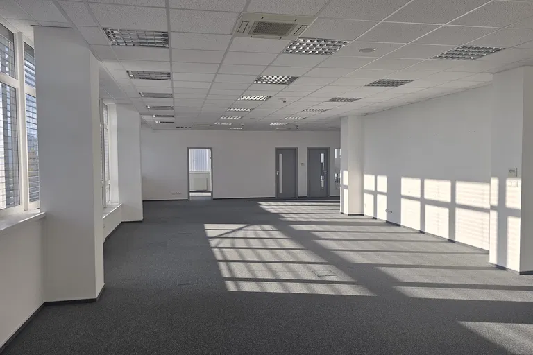 Ševčenkova, Petržalka - Bratislava V | Rent, Offices, 790 m²