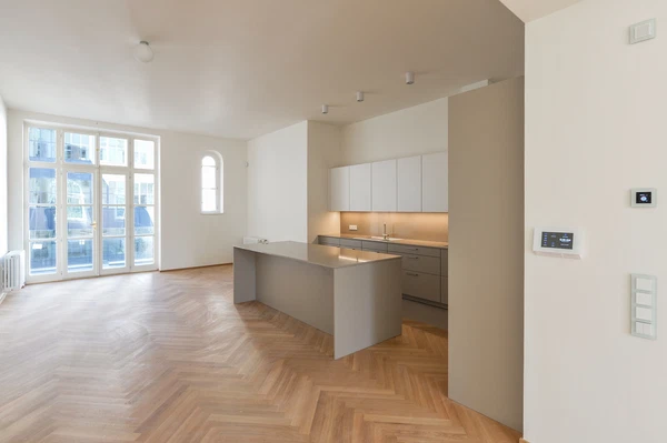 Janáčkovo nábřeží, Malá Strana - Prague 5 | Rent, Apartment, Three-bedroom (4+kk), 198 m²