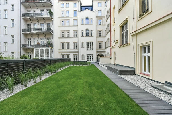 Janáčkovo nábřeží, Malá Strana - Prague 5 | Rent, Apartment, Three-bedroom (4+kk), 198 m²