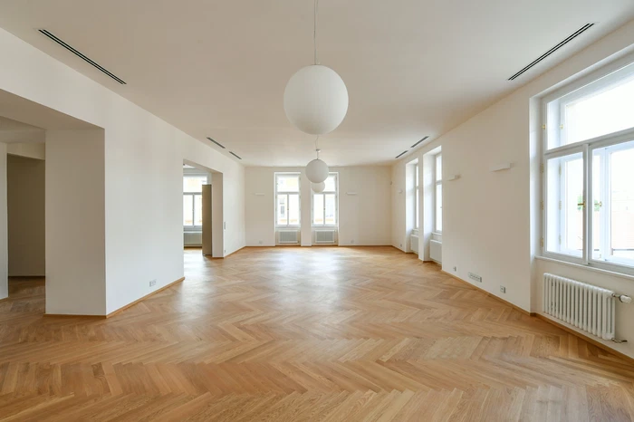 Zborovská, Malá Strana - Prague 5 | Rent, Apartment, Three-bedroom (4+kk), 193 m²