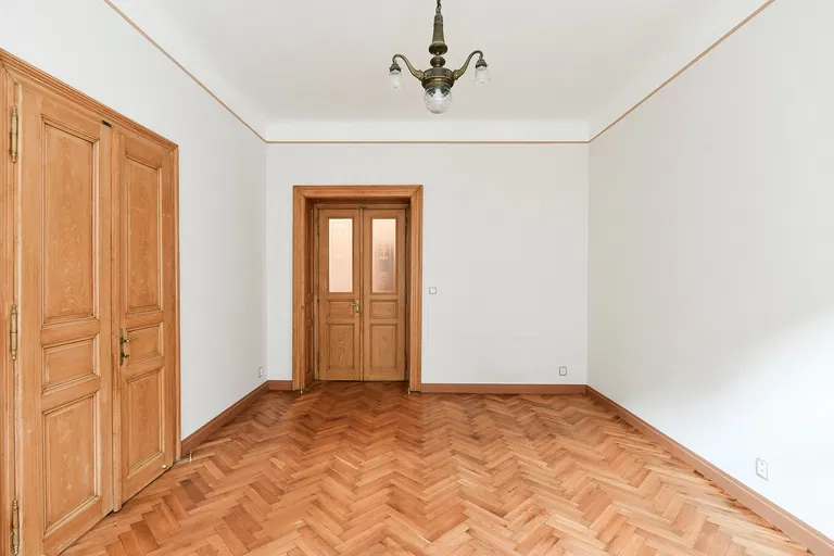 Mánesova, Vinohrady - Prague 2 | Rent, Apartment, Two-bedroom (3+1), 117 m²