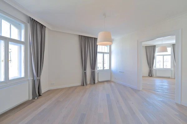 náměstí Jiřího z Poděbrad, Vinohrady - Praha 3 | Pronájem, Byt, 3+1, 137 m²