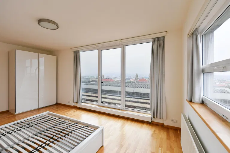 Italská, Vinohrady - Prague 2 | Rent, Apartment, Two-bedroom (3+kk), 137 m²