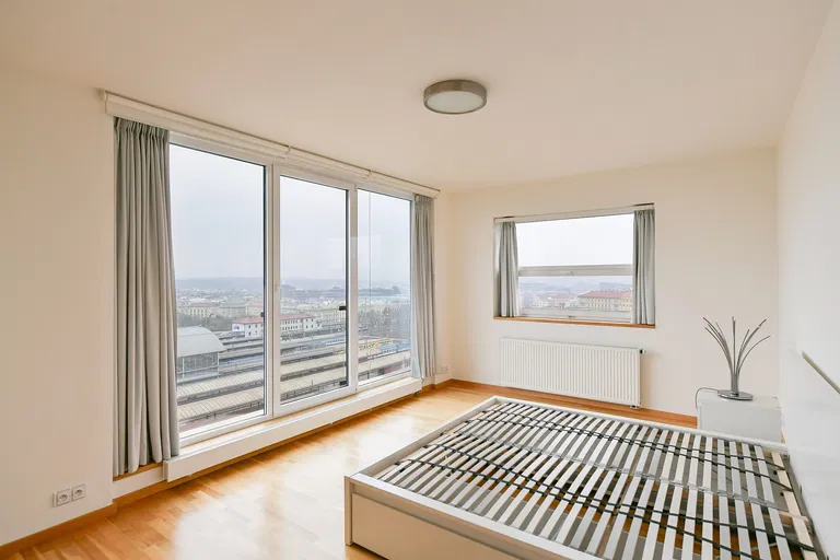Italská, Vinohrady - Prague 2 | Rent, Apartment, Two-bedroom (3+kk), 137 m²