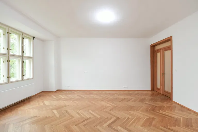 Puškinovo náměstí, Bubeneč - Prague 6 | Rent, Apartment, Two-bedroom (3+kk), 114 m²