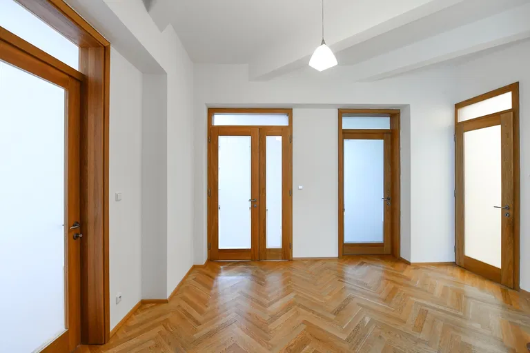 Puškinovo náměstí, Bubeneč - Prague 6 | Rent, Apartment, Two-bedroom (3+kk), 114 m²