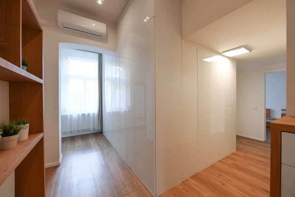 Pernerova, Karlín - Prague 8 | Rent, Apartment, Three-bedroom (4+kk), 112 m²