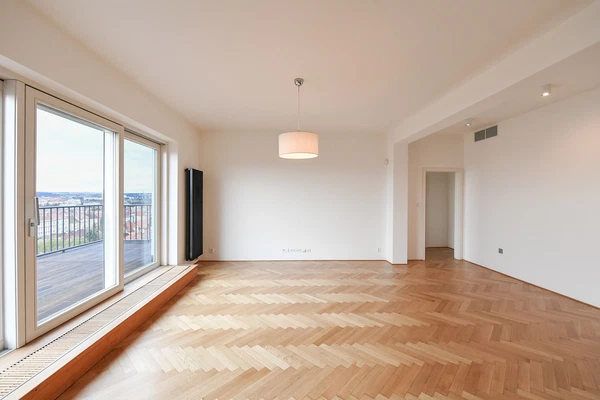 Hradešínská, Vinohrady - Prague 10 | Rent, Apartment, Two-bedroom (3+kk), 121 m²