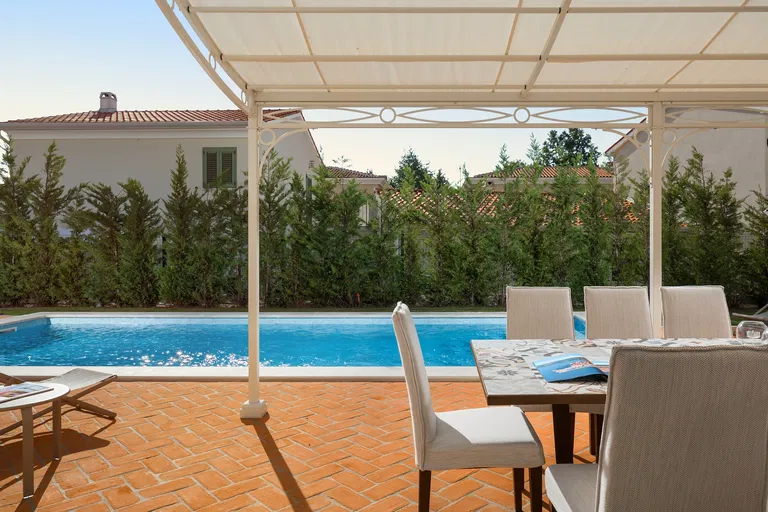 Chorvátsko, Istrijská - Poreč | Predaj, Rodinný dom, 5-izbový, 244 m²