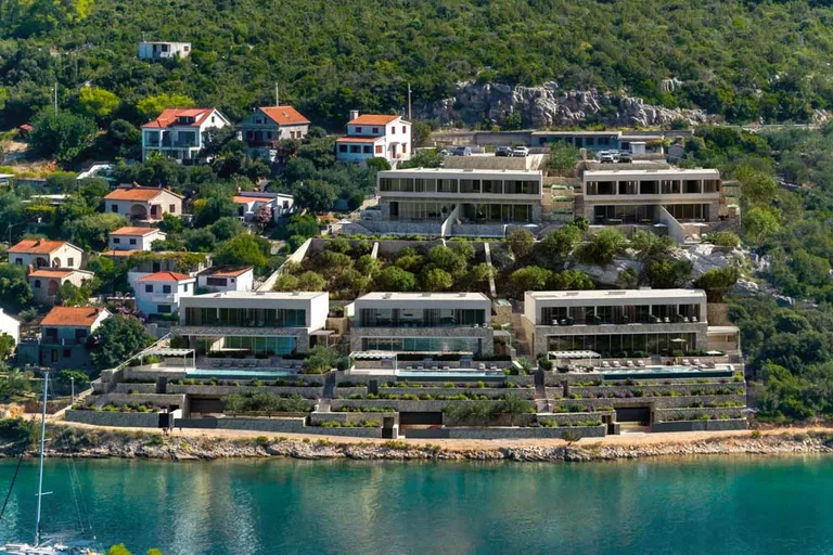 Croatia, Split-Dalmatian - Solta | Sale, House, Six-bedroom (7+1), 849 m²