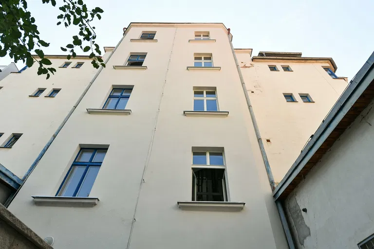 Pod Kaštany, Dejvice - Prague 6 | Sale, Apartment building, 1100 m²