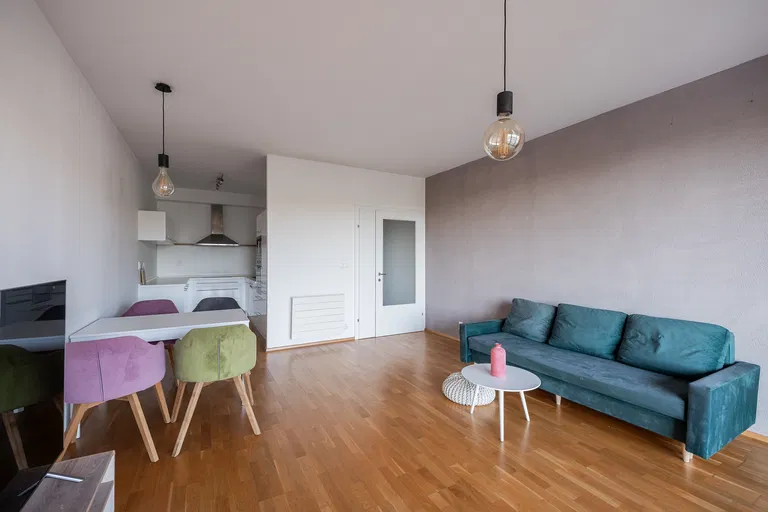 V Přístavu, Holešovice - Praha 7 | Predaj, Byt, 2-izbový, 82 m²